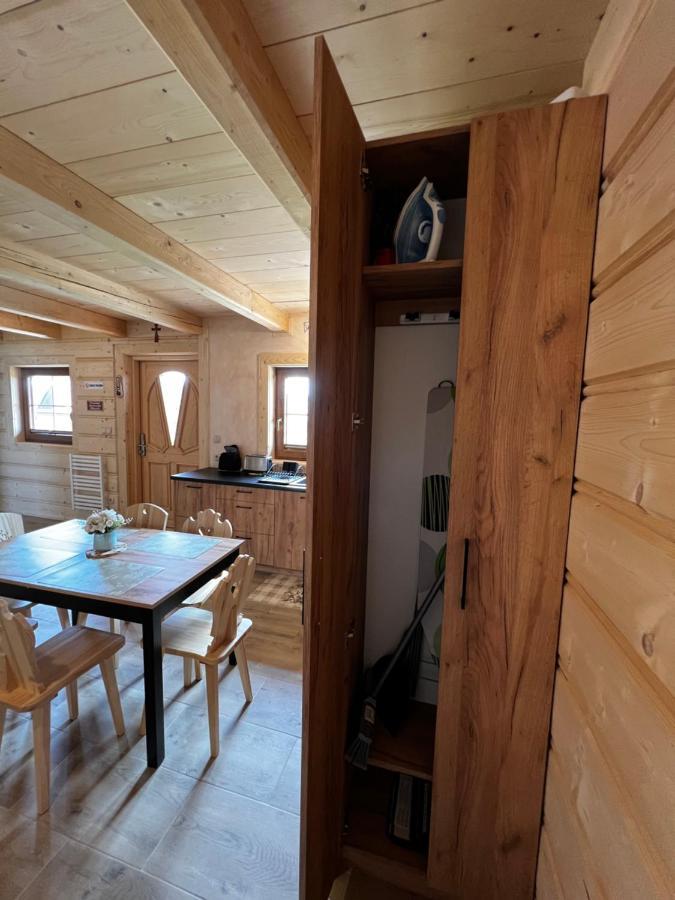 Styry Pory Roku Lägenhet Groń Exteriör bild